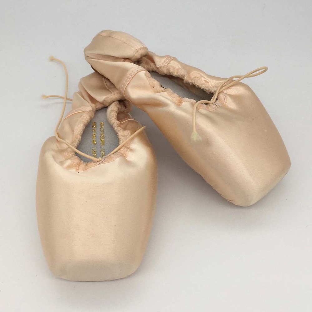 Bloch European Balance ES0160L Pink Pointe Shoes Slippers NWT, size 4 1/2